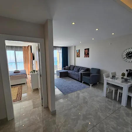 Tower Luxury 5 этаж Apartmán